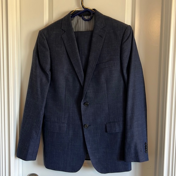 Banana Republic Men’s Navy Suit 40R & 33/34 Pants